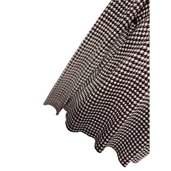 Chico’s herringbone patterned top - Picture 3 of 7